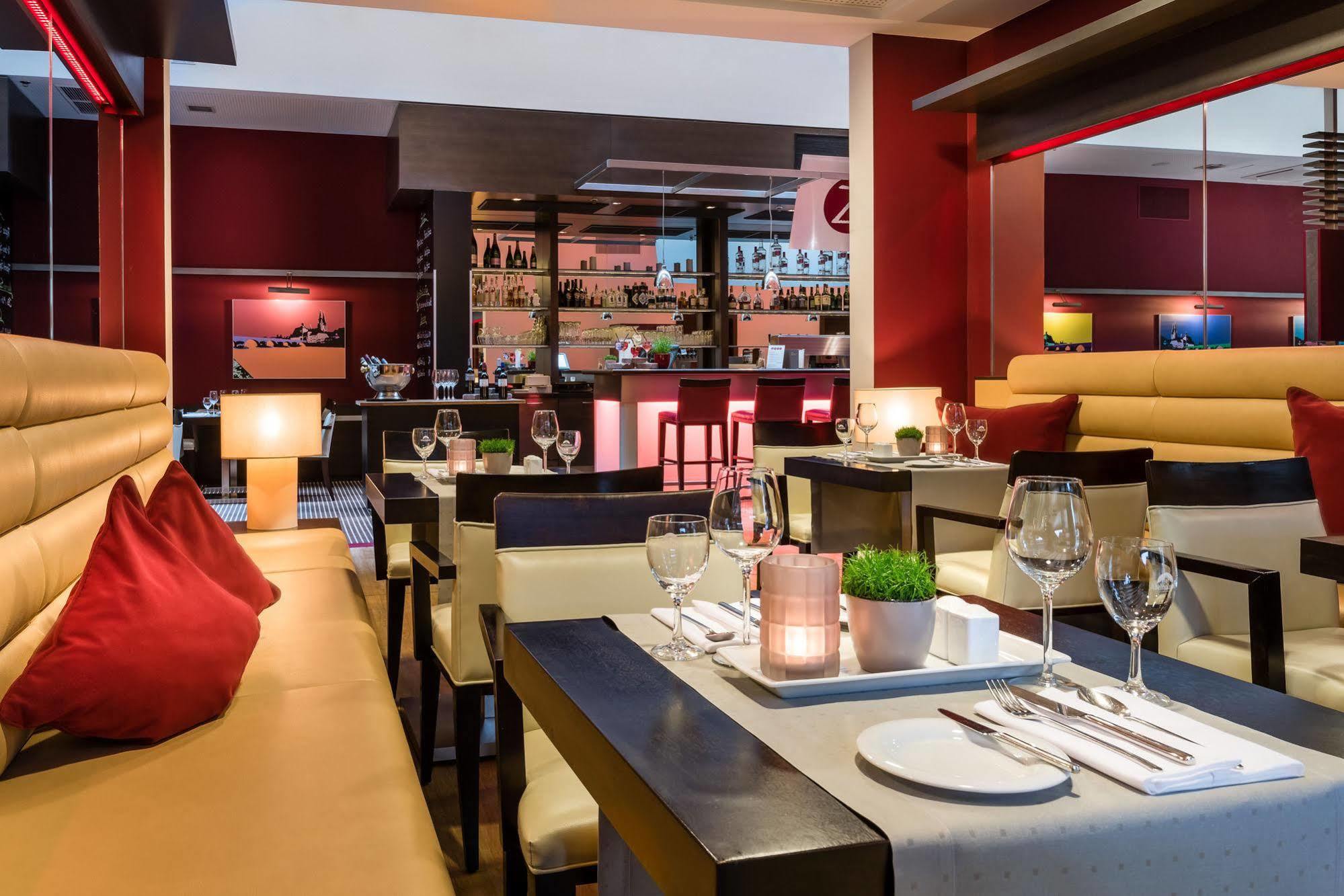 Hotel Western Premier Novina 4*